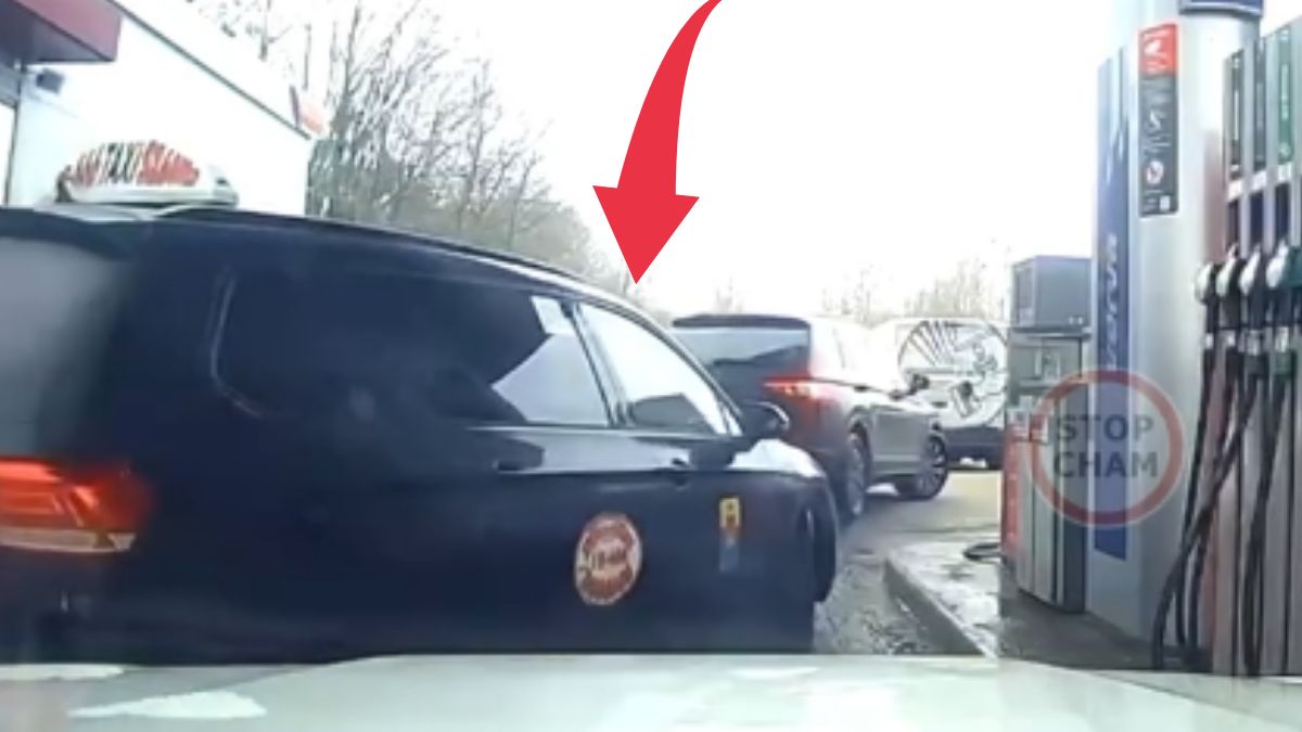 Taksówkarz wcisnął się przed nagrywającego 