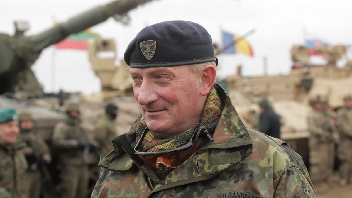 Jurgen-Joachim von Sandrart jest niemieckim wojskowym.