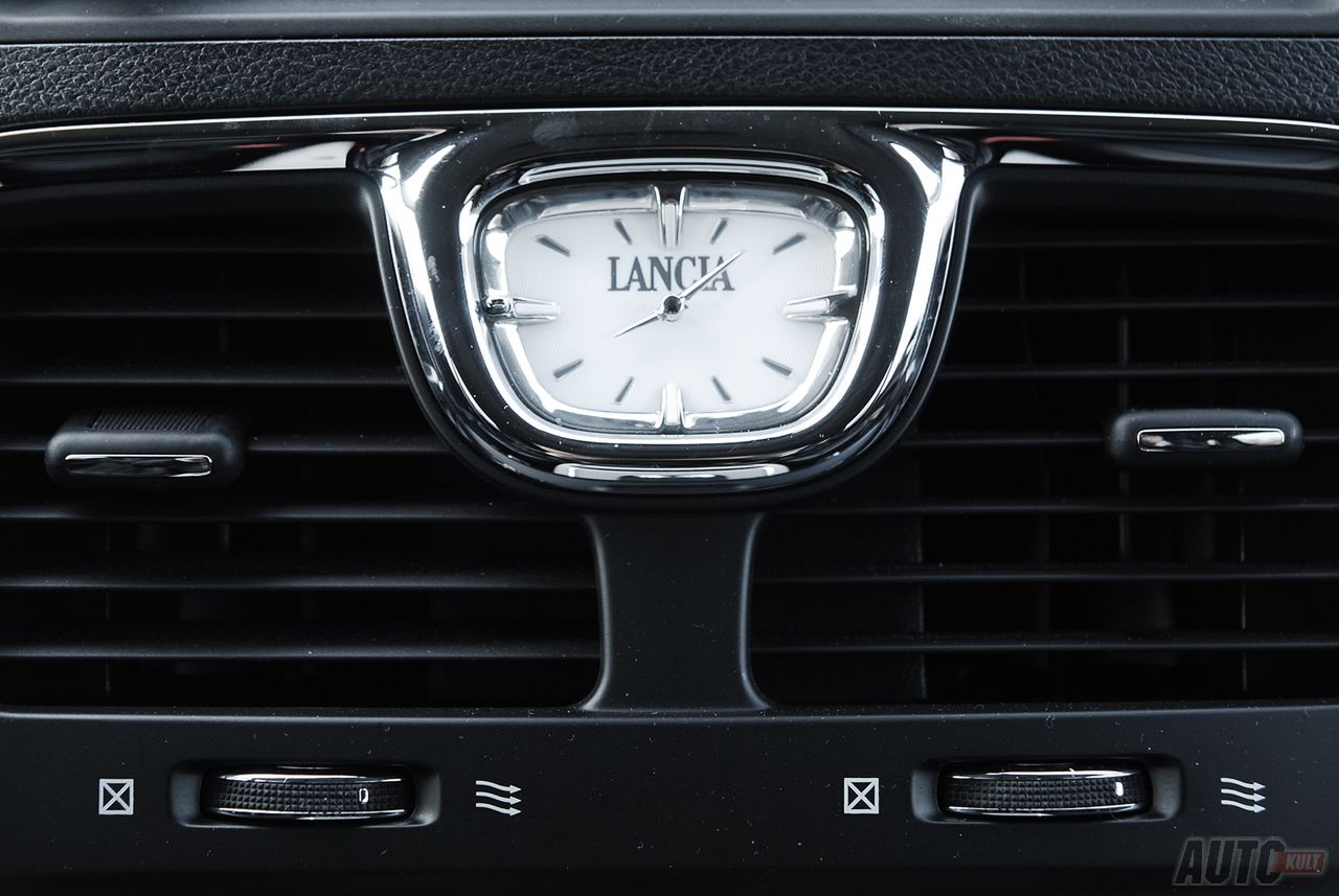 Lancia Voyager