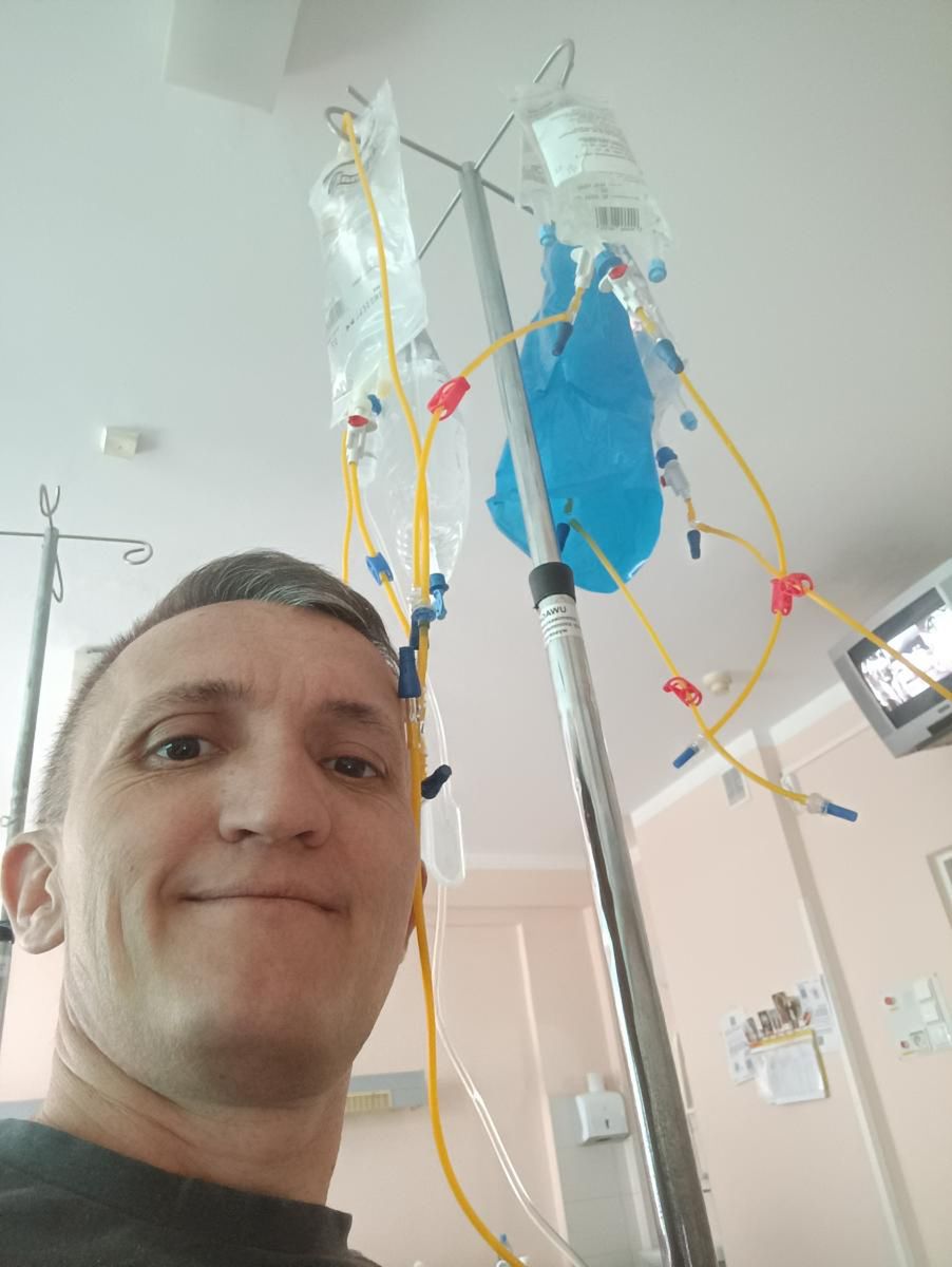 43-latek musi jeździć na chemioterapię co dwa tygodnie