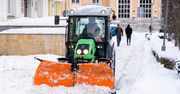 Rzeszów: Nocne wywożenie śniegu z centrum. Ostrzeżenie przed marznącymi opadami