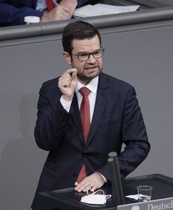 Niemcy zmienią podejście do migrantów? Twarde stanowisko ministra