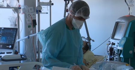 Druga fala koronawirusa zbiegnie się z grypą. Grozi paraliż służby zdrowia