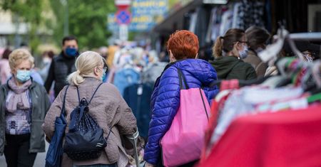 ZUS ostrzega przez oszustami. Atakują emerytów obietnicą 14. emerytury