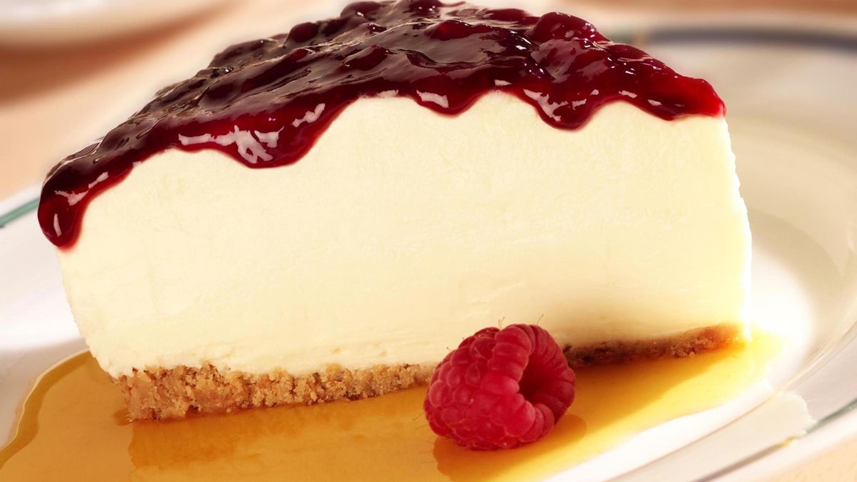 Sernik na zimno- idealna przekąska na upalne dni