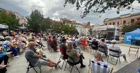 Muzyczny czwartek: muzyka filmowa opanowała Stary Rynek