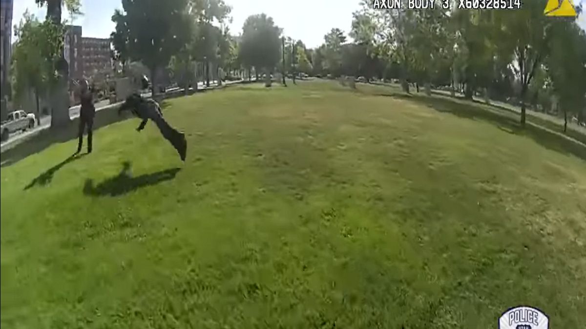 Musieli to zrobić. Policjanci zachowali się profesjonalnie.