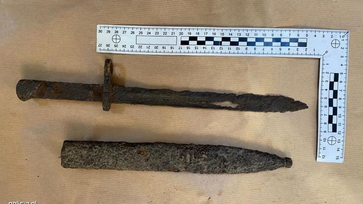 Wśród przedmiotów znaleziono eksponaty pochodzące nawet z epoki średniowiecza. 