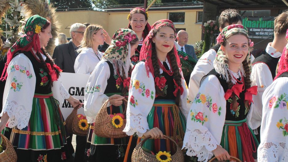 POWIATOWE DOŻYNKI