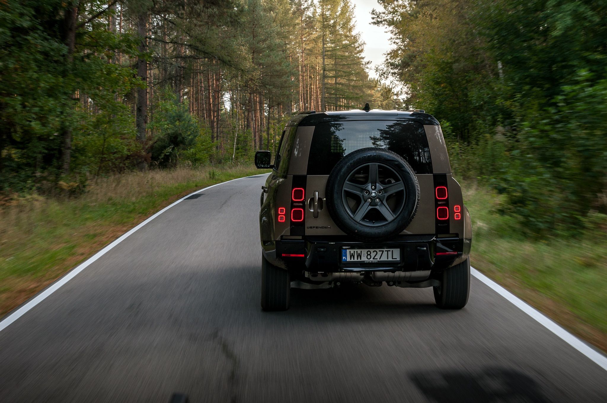 Land Rover Defender