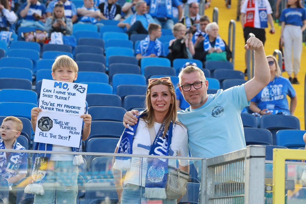 Mecz Ruch Chorzów - Polonia Warszawa: Niebiescy remisem zakończyli kiepski sezon Betclic 1. Ligi - zdjęcia kibiców i meczu
