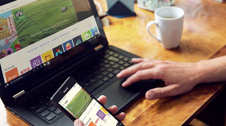 #wSkrócie: Galaxy J5 (2016) na zdjęciach, polska cena PlayStation VR oraz lista smartfonów z aktualizacją do Windowsa 10 Mobile 1