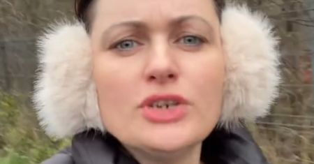Cierpi na hipodoncję. "Moje zęby są wciąż tematem nr 1"