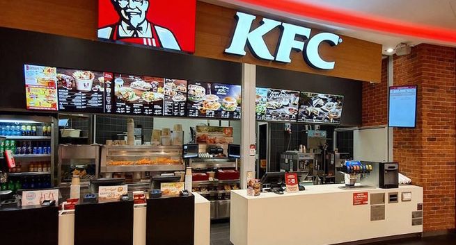 Lokale KFC i Pizza Hut nadal działają w Rosji, AmRest chce urosnąć o ponad 10 proc.