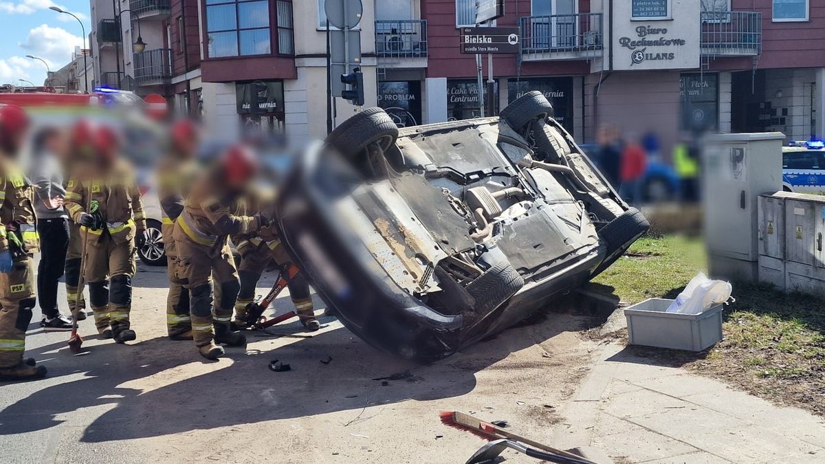 Zdarzenie na skrzyżowaniu Bielskiej i Sienkiewicza 