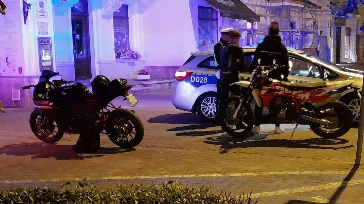 Motocykliści zatrzymani do kontroli w trakcie akcji "Stop Drift"