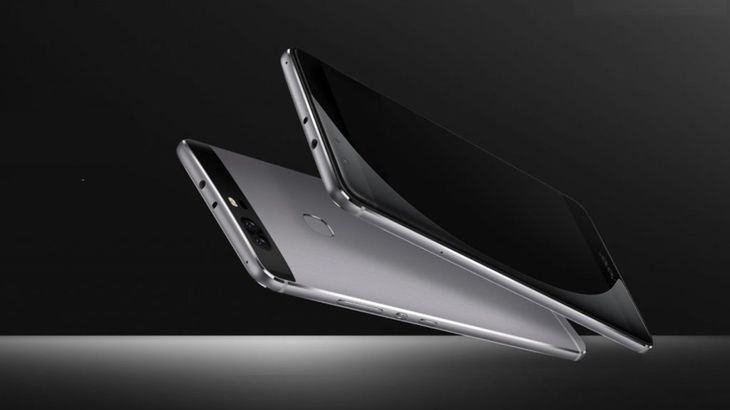 Huawei Honor 8 także z podwójnym aparatem, ale bez wsparcia Leiki 1