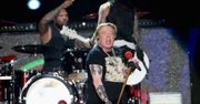 Axl Rose rzucił mikrofonem w fankę. Kobieta zalała się krwią