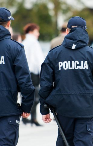 Policjant ma zarabiać tyle co żołnierz. Znamy stawki