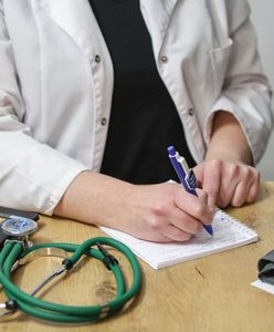 Lekarz z Poznania usłyszał zarzuty. "80 tys. zł w formie korzyści majątkowych"