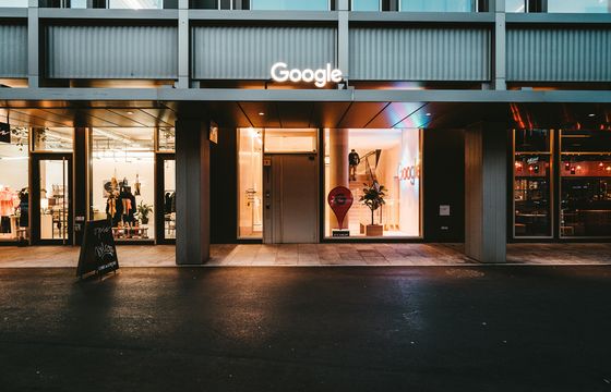 Tak działa "niewidzialna ręka Big Techów". Międzynarodowe śledztwo o praktykach Mety i Google