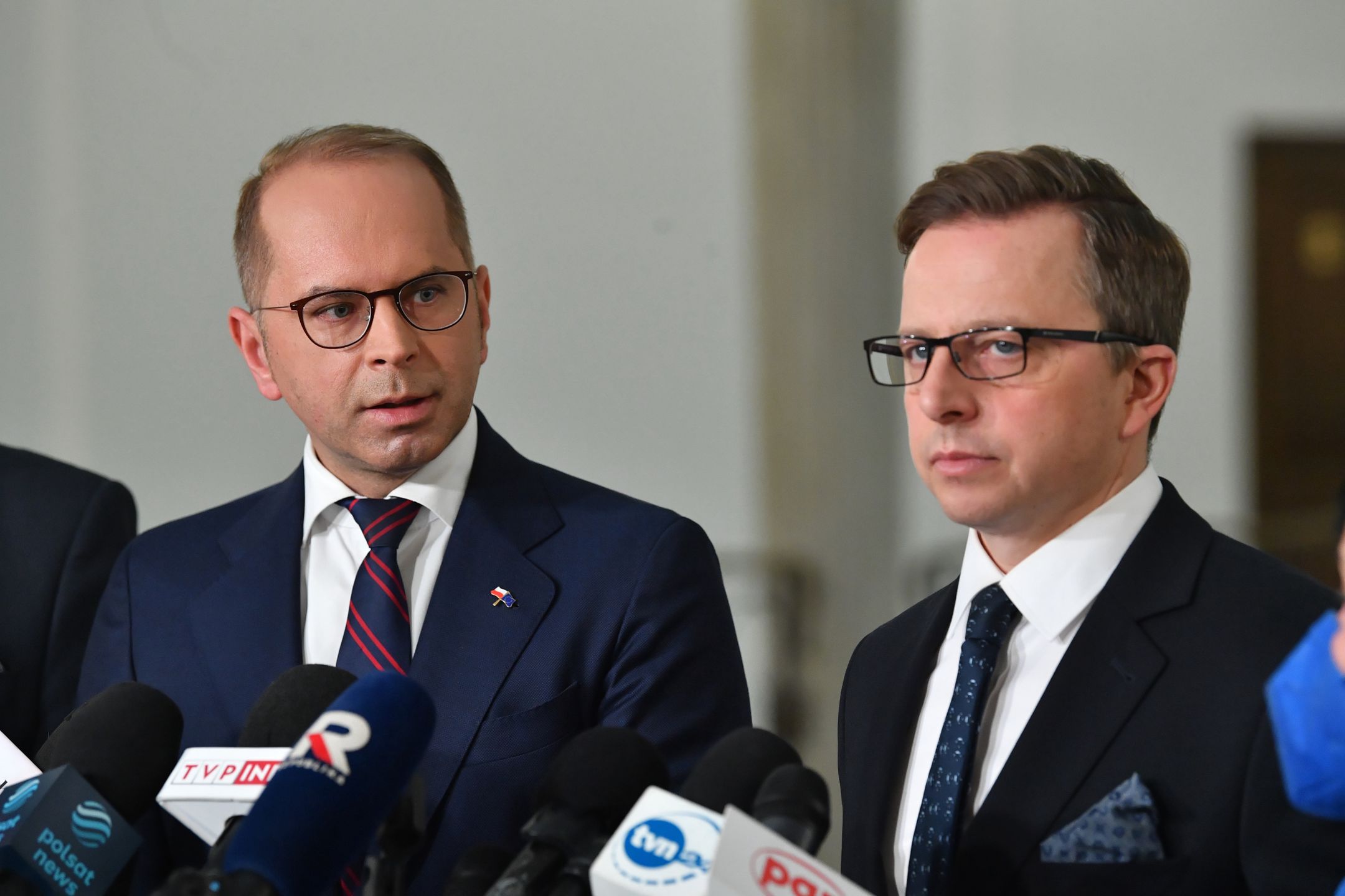 Dariusz Jo�ski, Micha� Szczerba
Radek Pietruszka
Koalicja Obywatelska, konferencja, NIK, Platforma Obywatelska, PO, PO-KO, polityk, polityk polityka, Polityka, sejm, sejm rp, sejmu, sejmu rp, 9, 9., Dziewi�ta, IX kadencja, kadencji