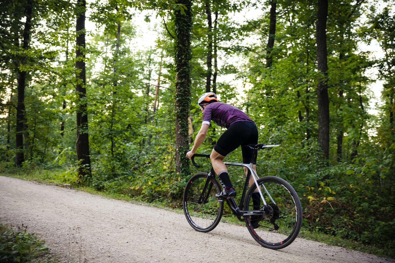 Szybki i wszechstronny gravel. Trzy propozycje do 6,5 tys. zł