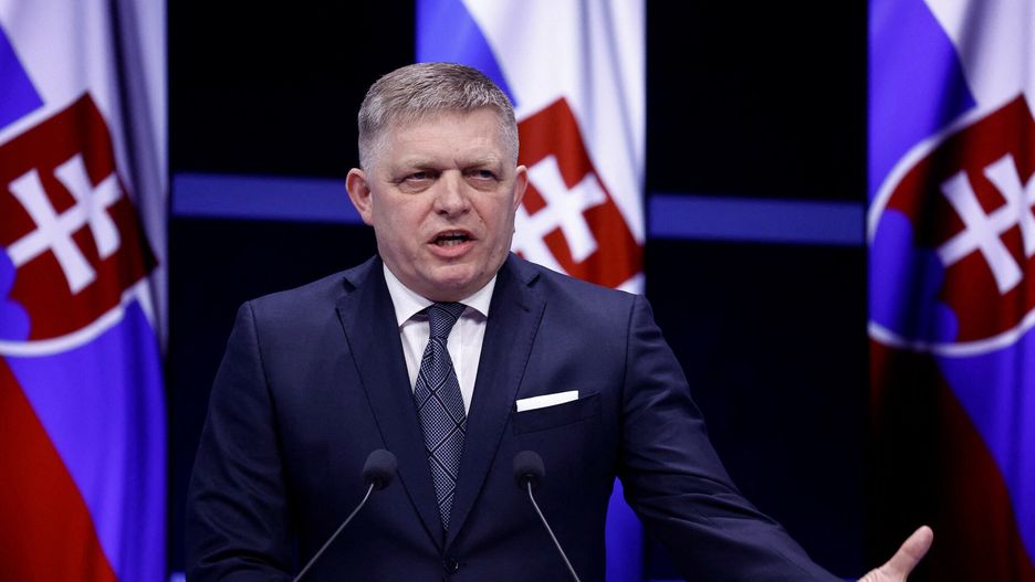 Archiwum zagraniczne East News 2024-05
(FILES) Slovakia's Prime Minister Robert Fico delivers a speech during the International Atomic Energy Agency (IAEA) Nuclear Energy Summit at the Brussels Expo convention centre in Brussels on March 21, 2024. Slovak Prime Minister Robert Fico was on May 15, 2024 shot and hospitalised after a cabinet meeting in the central town of Handlova, local media said. (Photo by KENZO TRIBOUILLARD / AFP)
KENZO TRIBOUILLARD