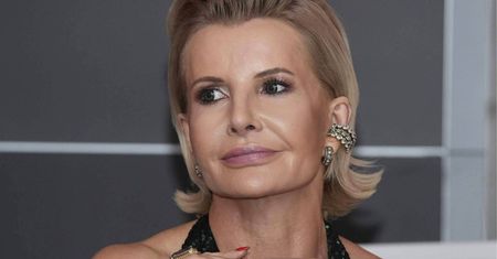 Joanna Racewicz krytykuje Kościół, ale posłała syna do komunii. "Nie chciałam go stygmatyzować"