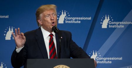 Aktywiści chcą, aby Twitter zablokował konto Donalda Trumpa