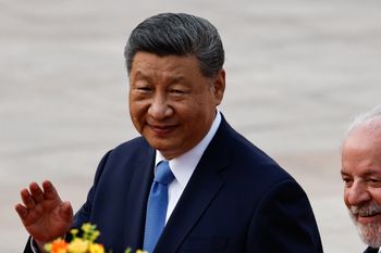 Xi Jinping: gospodarka Chin osiągnie cel wzrostu na poziomie 5 proc.