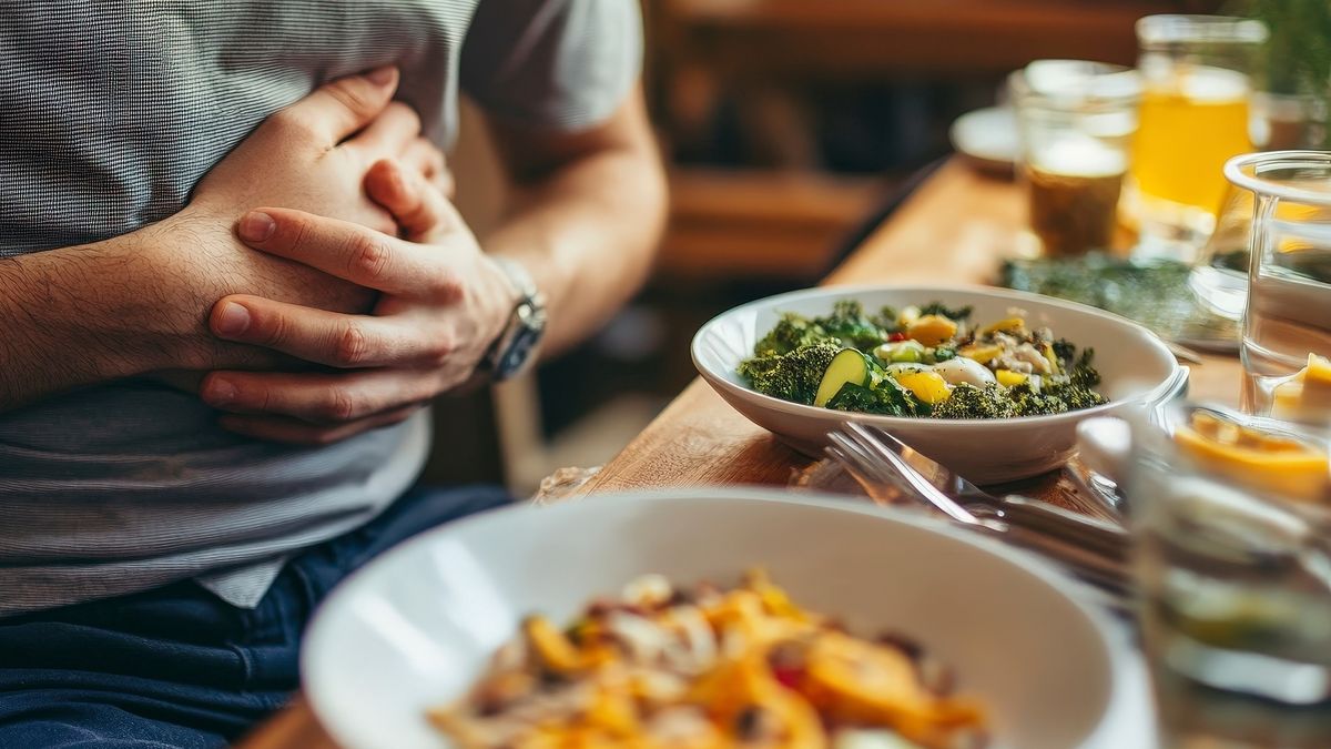 Masz wzdęty brzuch po jedzeniu? Oto jak temu zapobiec