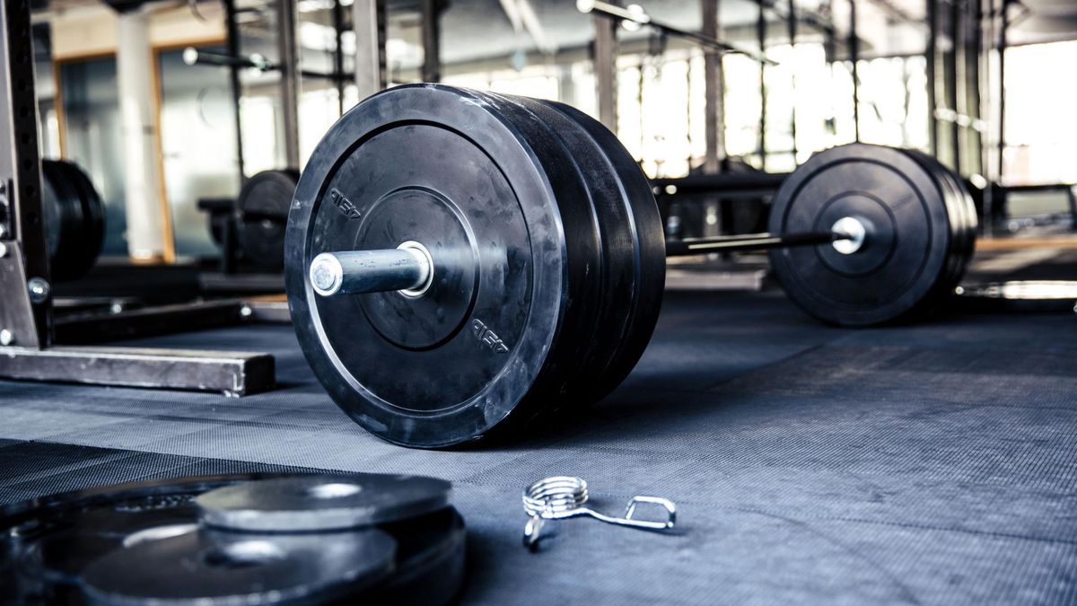 Sprzęt do ćwiczeń – trening w domu, trening na siłowni