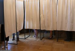 Tłumy w lokalach w Paryżu. Zgłosiło się o wiele więcej osób