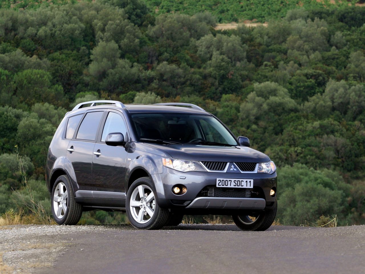 Mitsubishi Outlander II