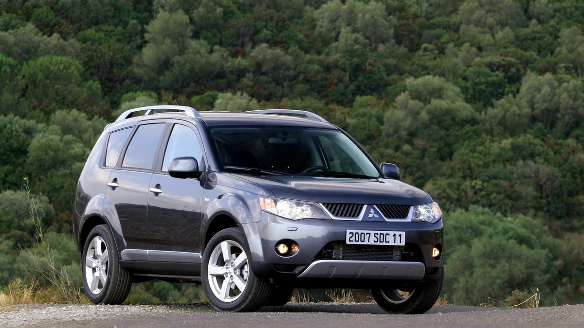 Mitsubishi Outlander II