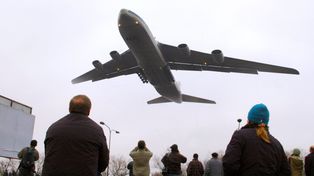 2006&nbsp;r. - na lotnisku w Bydgoszczy ląduje wielki Antonow An-124 "Rusłan". Zgromadził sporą publiczność!