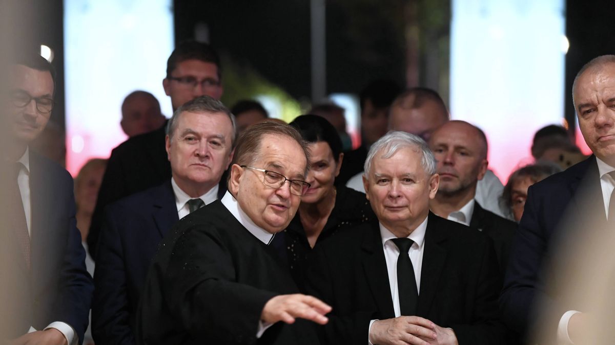 Adwokat Rydzyka pisze do TVN