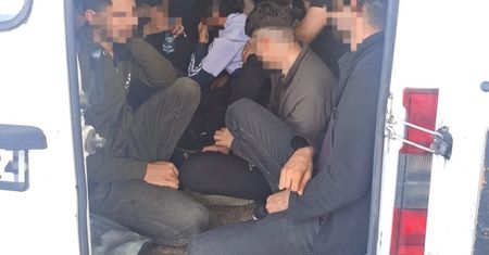 18 imigrantów w busie. Kierująca miała sporo na sumieniu