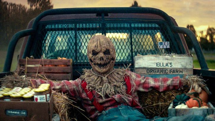 Dom strachów zamienia się w miejsce masakry. Zwiastun nowego horroru A24