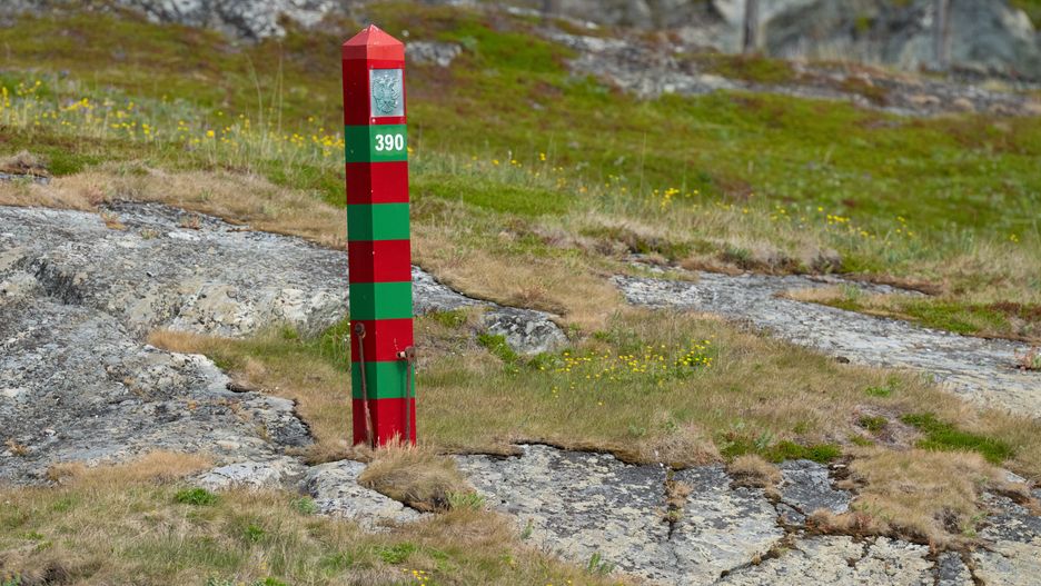 russian border post, grense jakobselv, finnmark, norway, border, pole, sign, landscape, nature, travel, rural, outdoors, summer