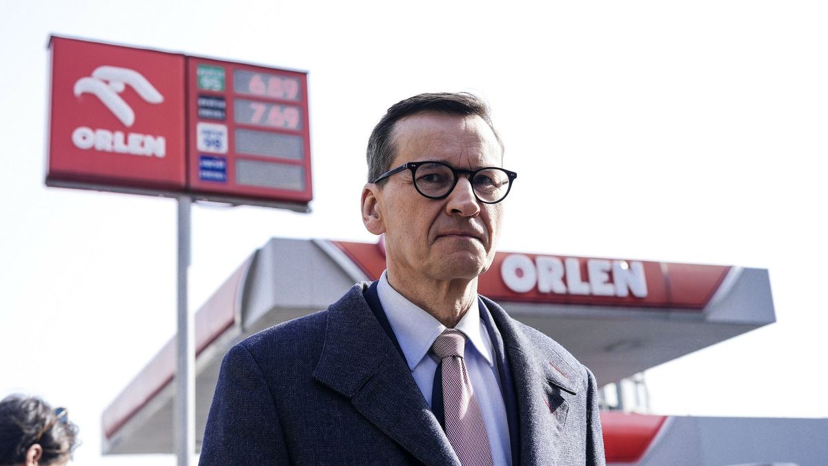 Morawiecki atakuje Orlen ws. cen. Koncern odpowiada