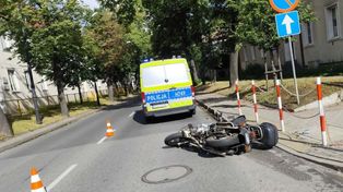 Wypadek na ul. Sienkiewicza w Płocku. Motocyklista trafił do szpitala!