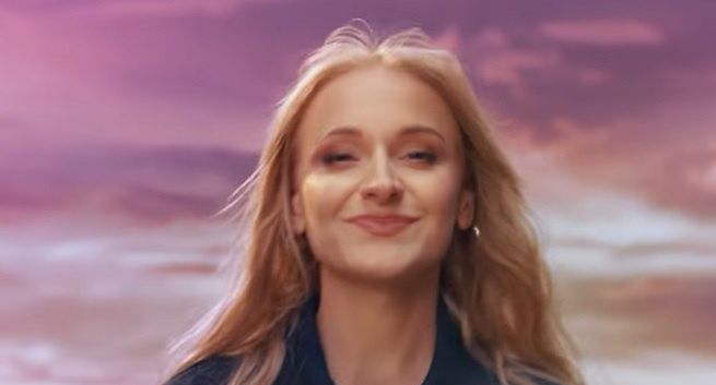 Kolejna piosenkarka w kampanii Play na Kartę