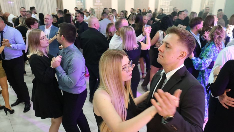 Z okazji andrzejek można też wybrać się na bal.