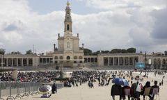 Miała zorganizować pielgrzymkę do Fatimy. Oszukała 180 osób na 600 tys. zł