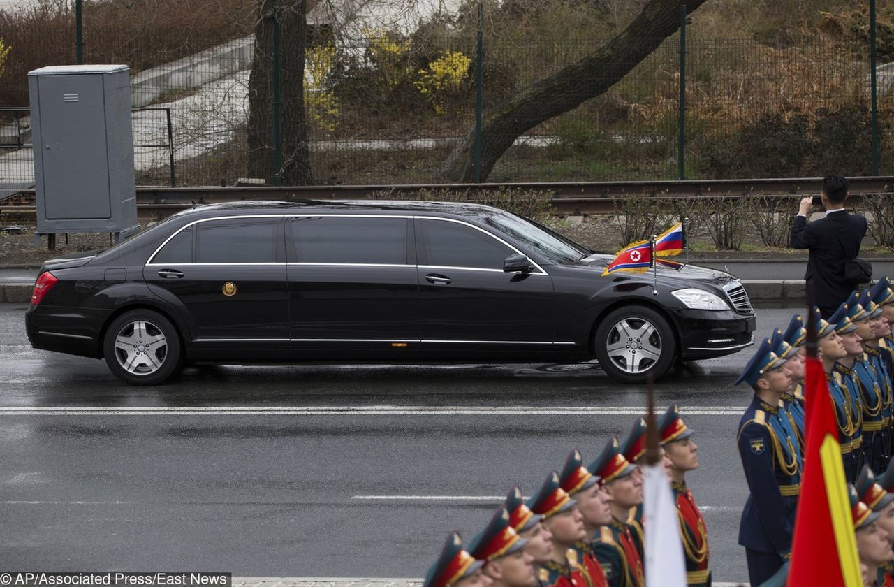 Auto dyktatora podczas spotkania z Władimirem Putinem