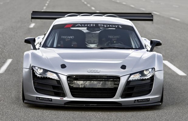 R8 GT3 - sportowy program od Audi