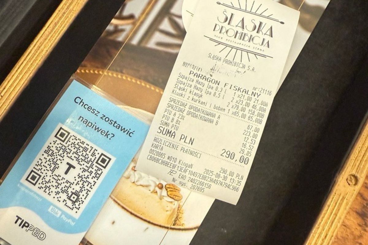 Paragon w restauracji obejmował też napoje