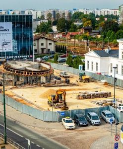 Sosnowiec. Remont placu przed dworcem kolejowym, będzie militarna niespodzianka